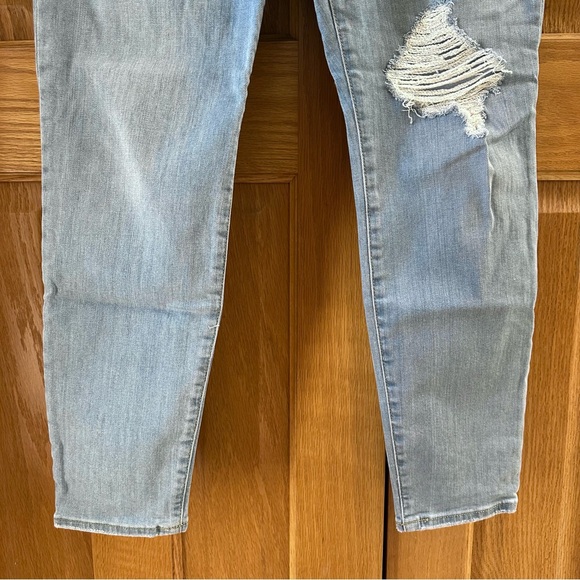 Universal Thread High Rise Skinny Jeans - Picture 4 of 10